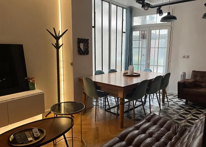 Design Appartment In The Marais